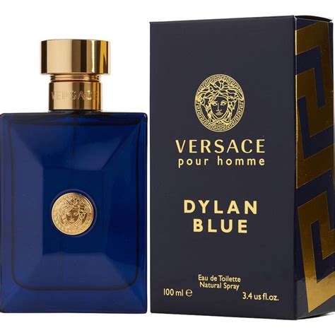 does Versace cologne smell good